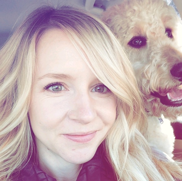 Meet your Posher, Amy - Picture 1 of 1